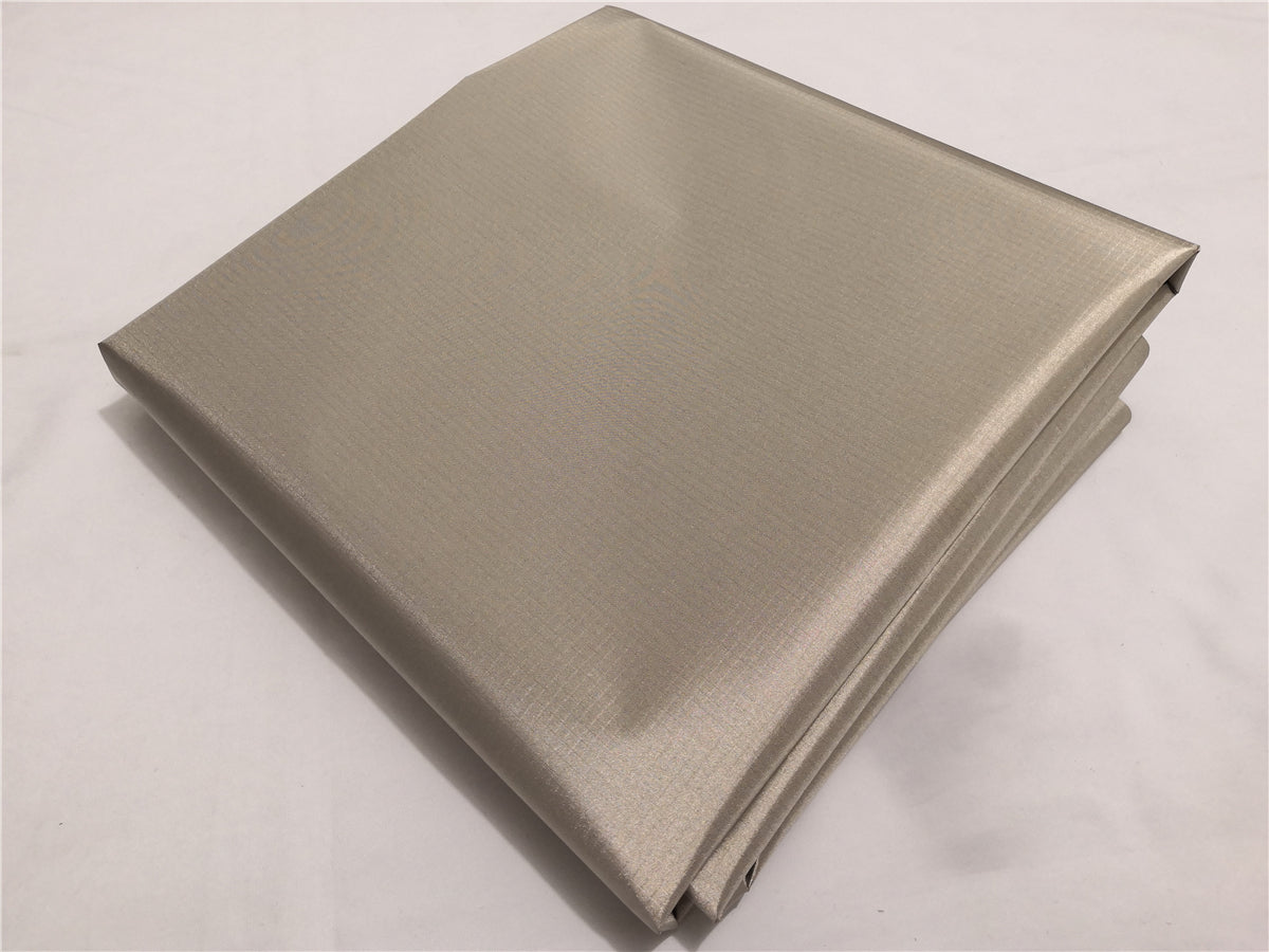 Electromagnetic Shielding Fabric Plaid with Oxidation Proof